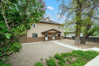 Picture for 230 3 Street SE