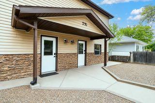 Picture for 230 3 Street SE