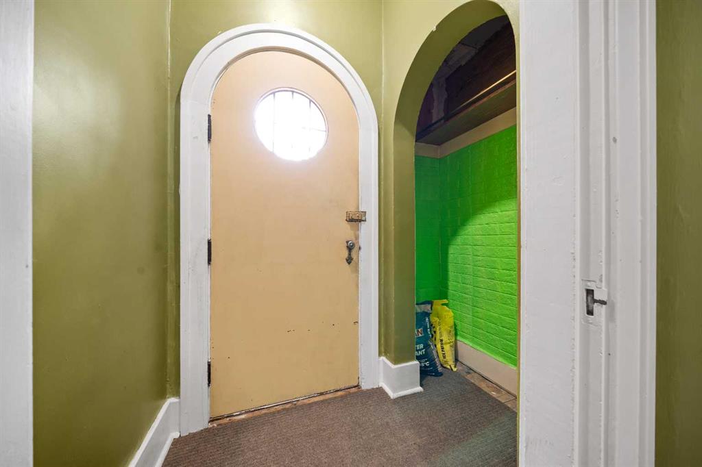 Picture for 260 2 Street SE