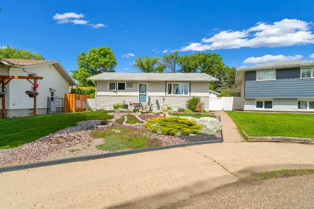 Picture for 1296 Crockford Crescent NW