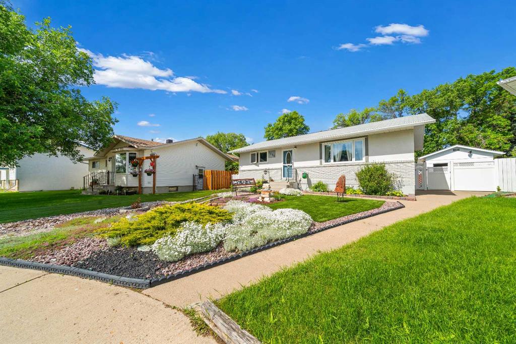Picture for 1296 Crockford Crescent NW