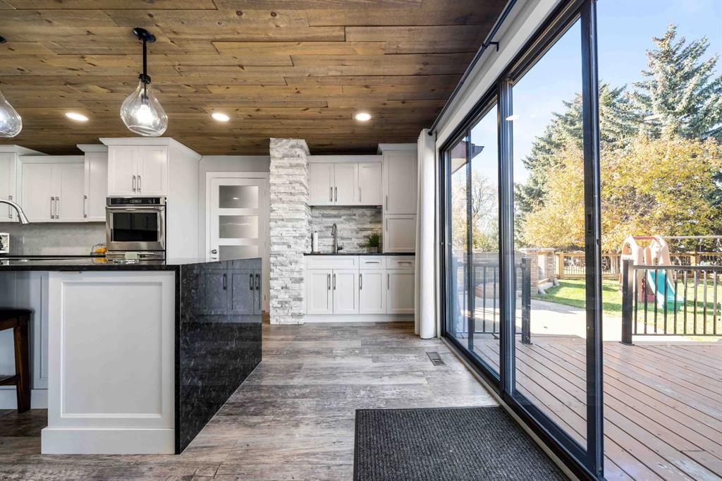 Picture for 32 Carter Crescent SE https://www.cirrealty.ca/reb/mhreb/6/A2266596_11.jpg