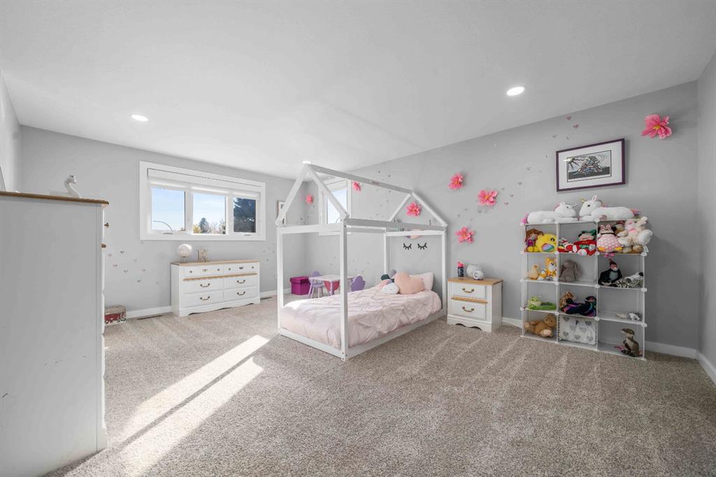 Picture for 32 Carter Crescent SE https://www.cirrealty.ca/reb/mhreb/6/A2266596_31.jpg