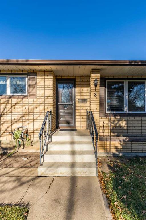 Picture for 8 Ross Glen Green SE