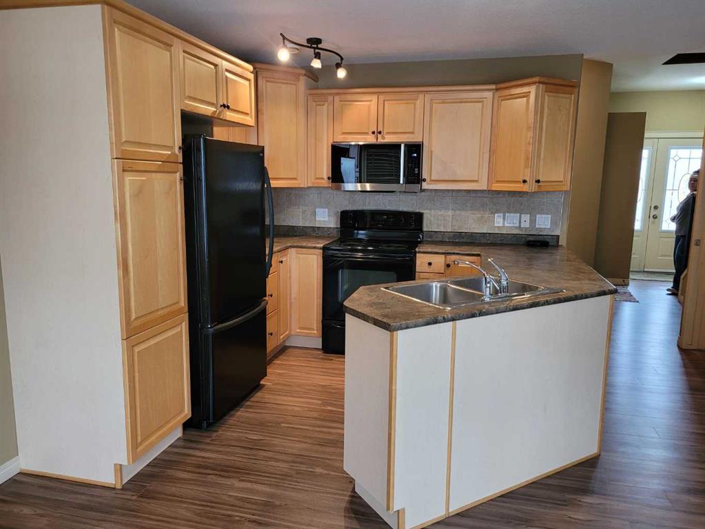 Picture for 352 Washington Way 