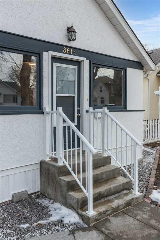 Picture for 861A 3 Street SE