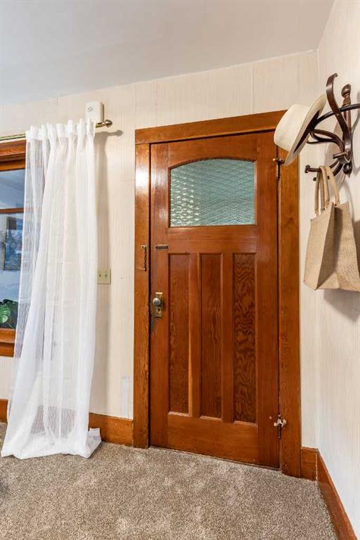 Picture for 861A 3 Street SE