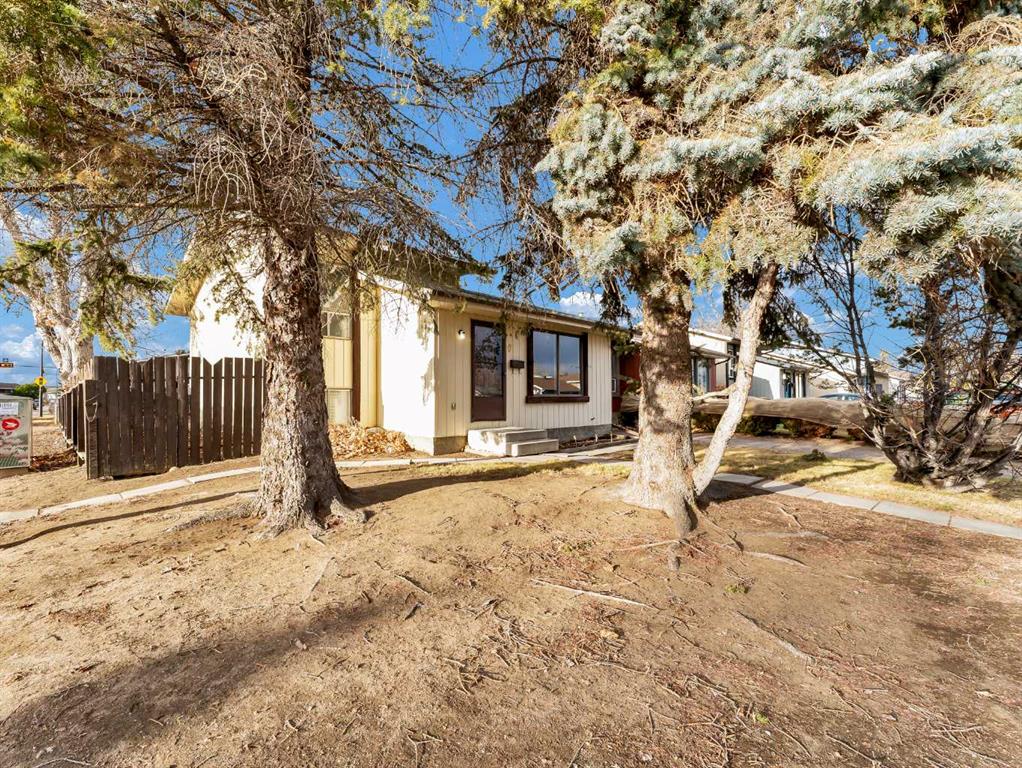 Picture for 6 Simpson Crescent SE