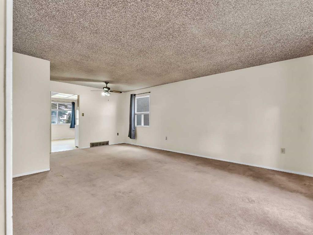 Picture for 6 Simpson Crescent SE