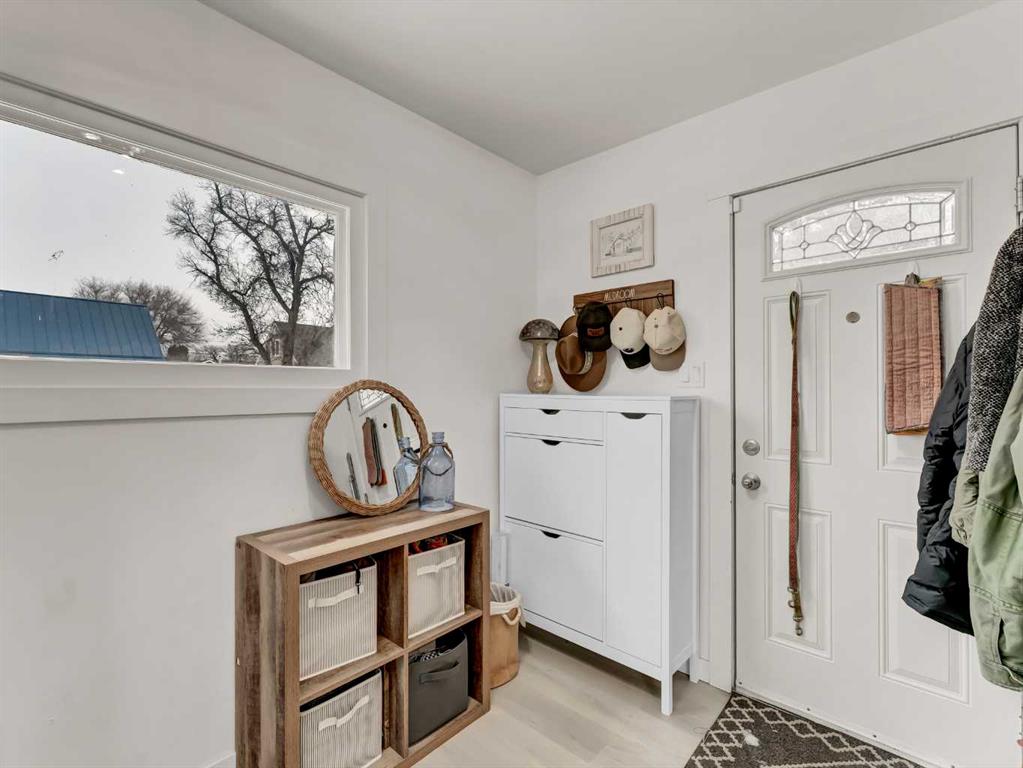 Picture for 27 11 Street SW