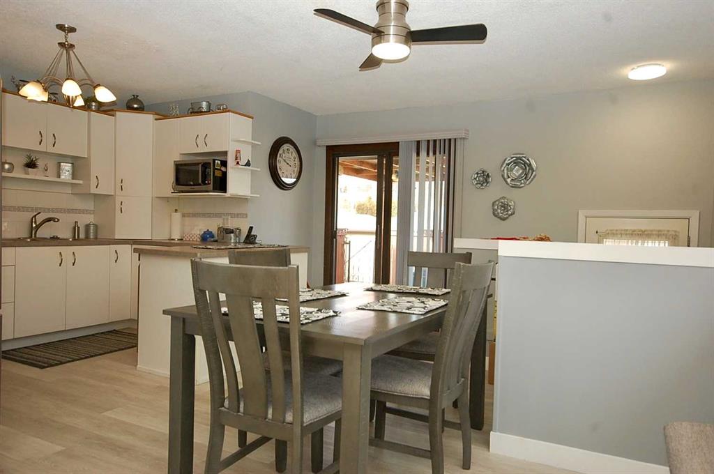 Picture for 654 6 Street SW