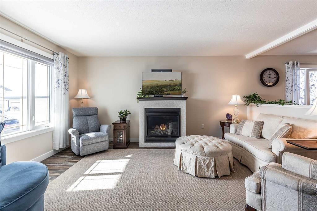 Picture for 56 Terrace Close NE