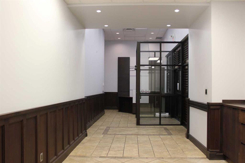 Picture for 104 and 105, 2201 Box Springs Boulevard NW