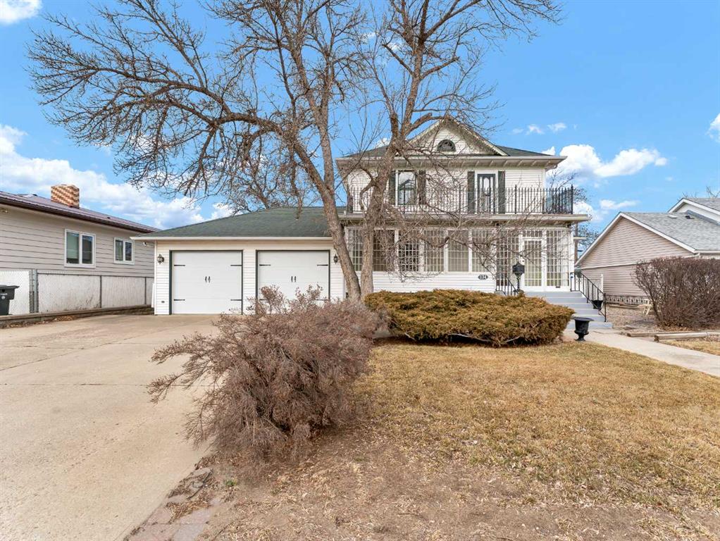 Picture for 134 3 Street SW