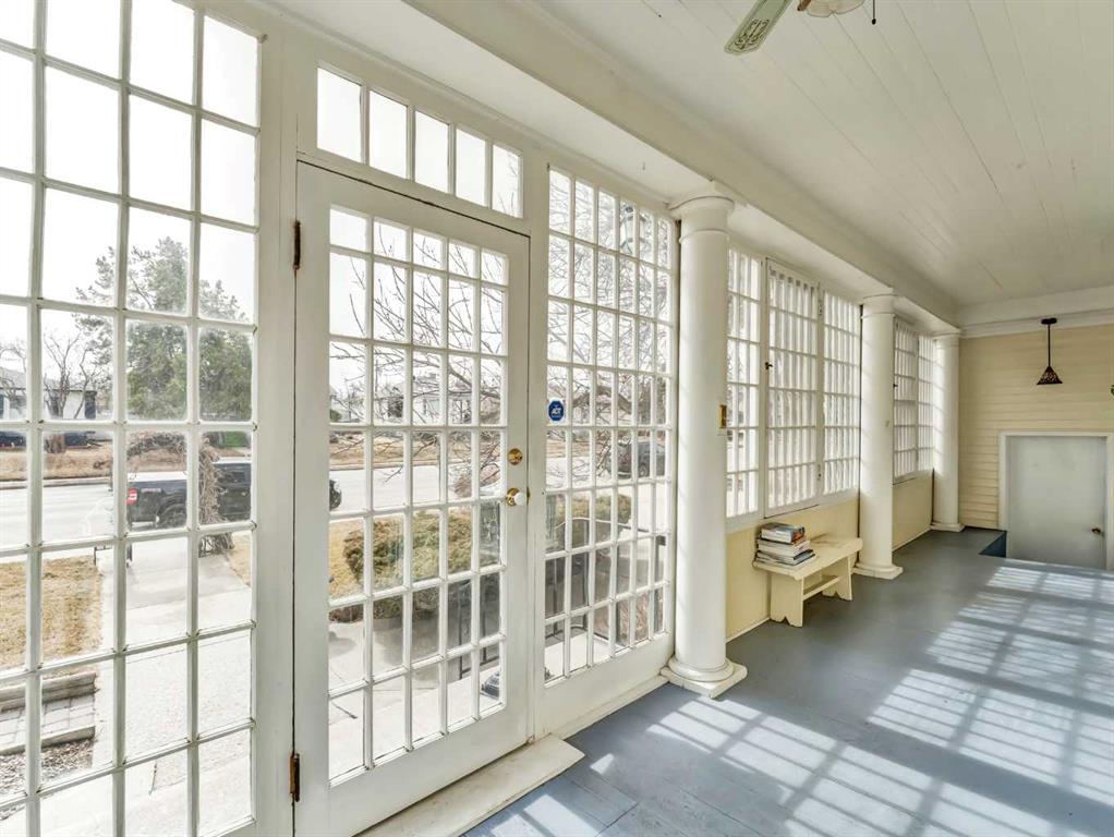 Picture for 134 3 Street SW