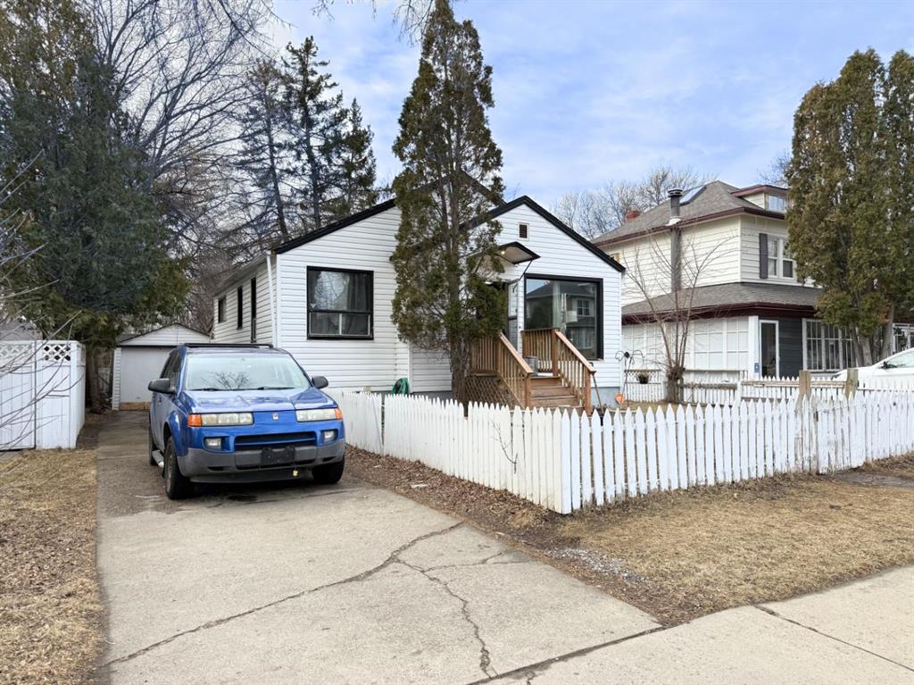 Picture for 319 7 Street SE