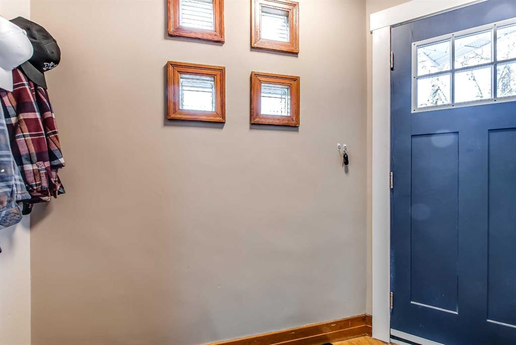 Picture for 1061 Queen Street SE