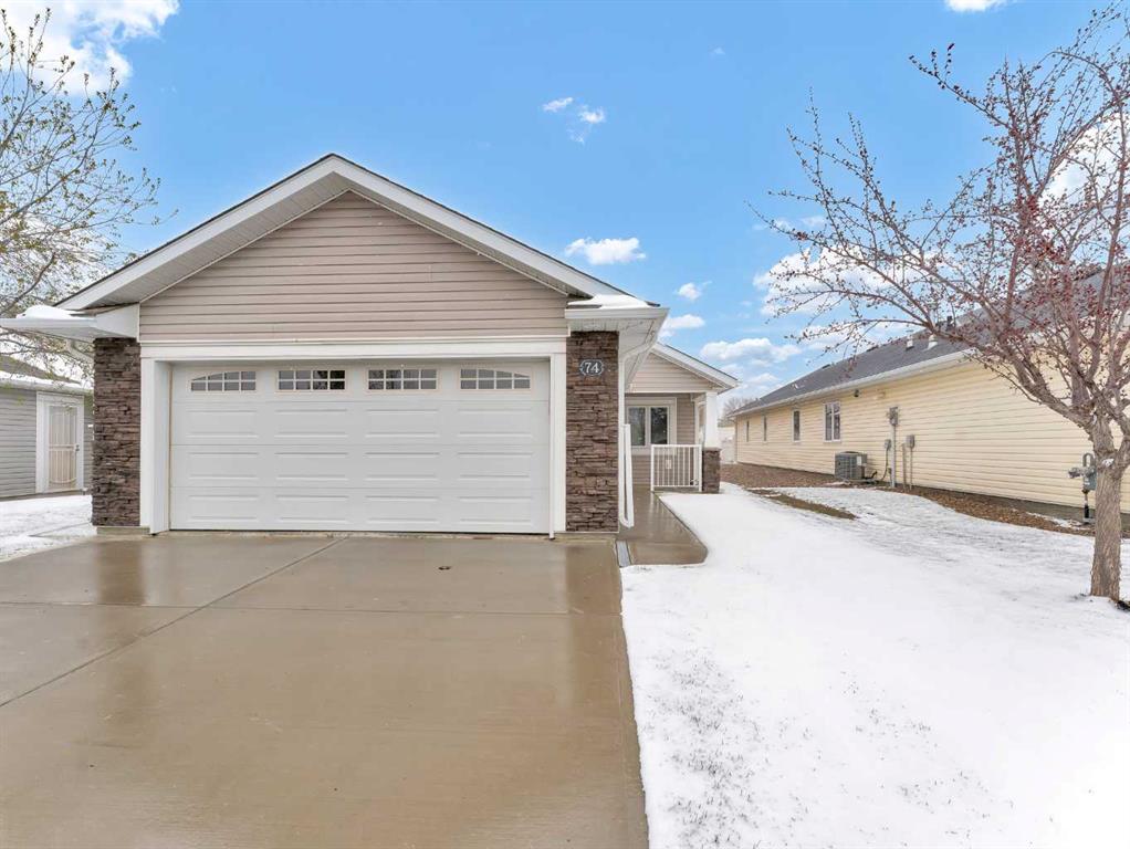 Picture for 74 Chartwell Place SE