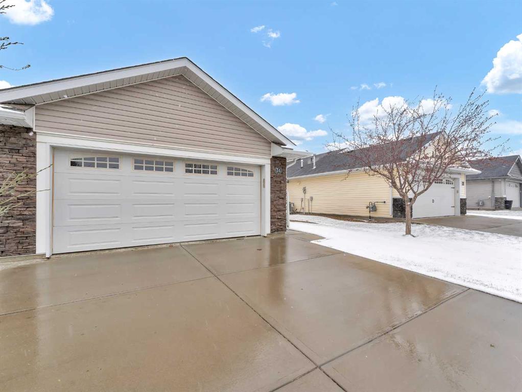 Picture for 74 Chartwell Place SE
