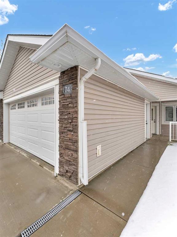 Picture for 74 Chartwell Place SE