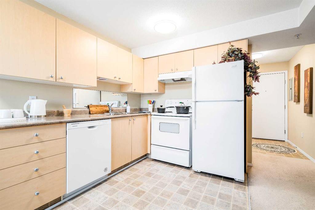 Picture for 311, 1632 Saamis Drive NW