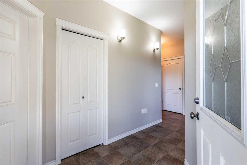 Picture for 16 Wheatland Drive SE