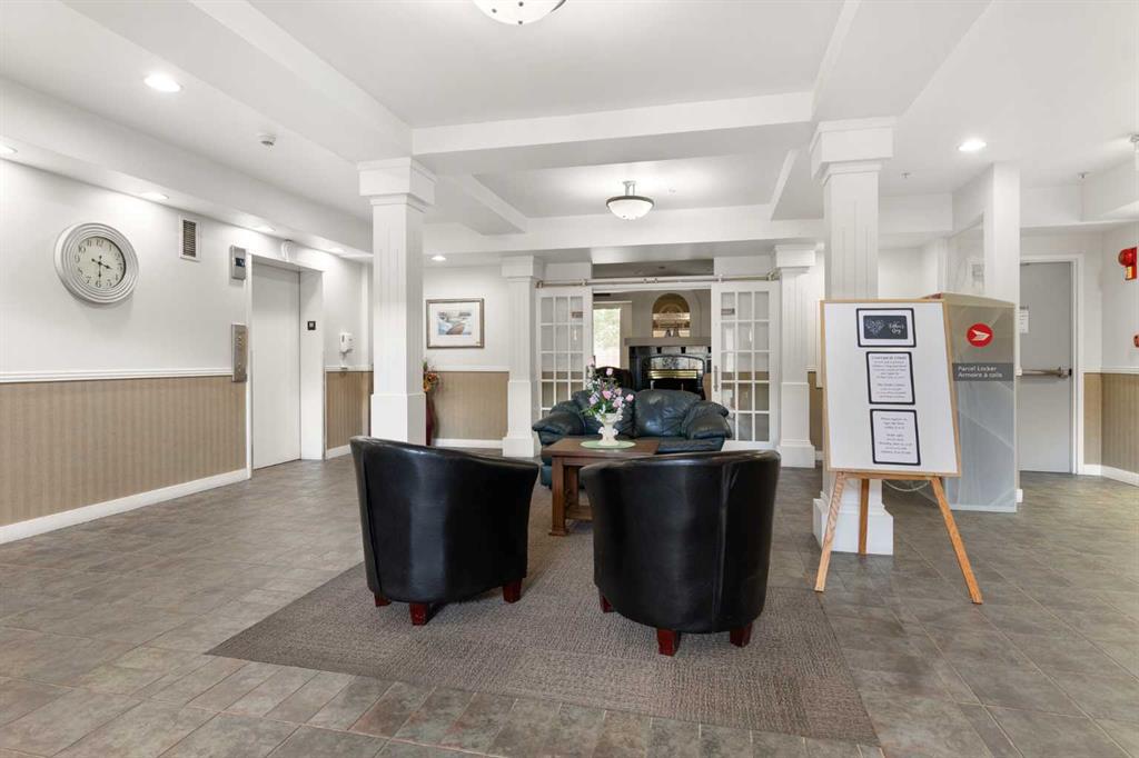 Picture for 102, 278 Park Meadows Drive SE