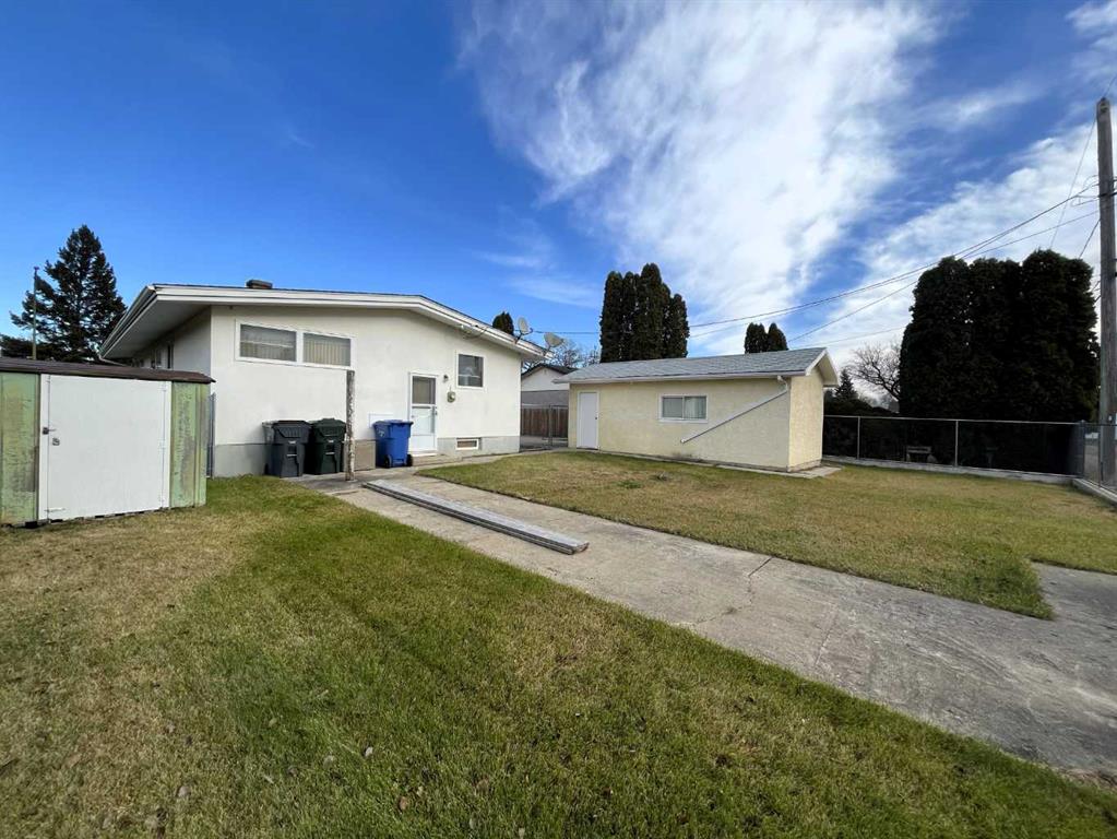 Picture for 895 16A Street NE