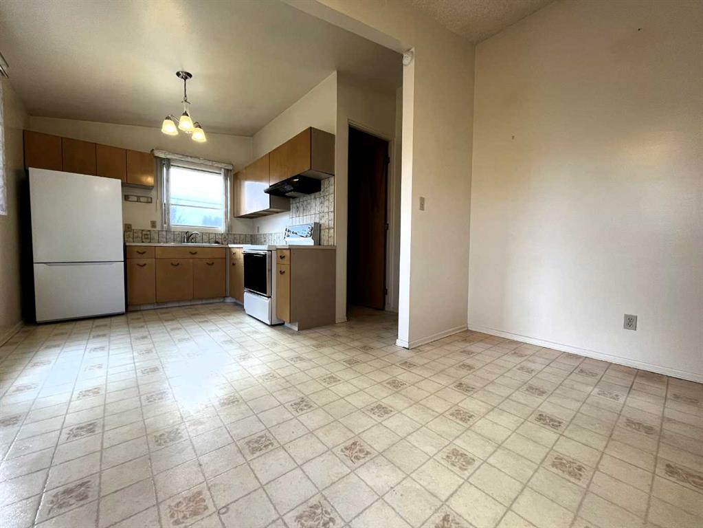 Picture for 895 16A Street NE