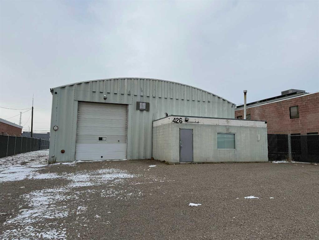 Picture for 426 10 Street N