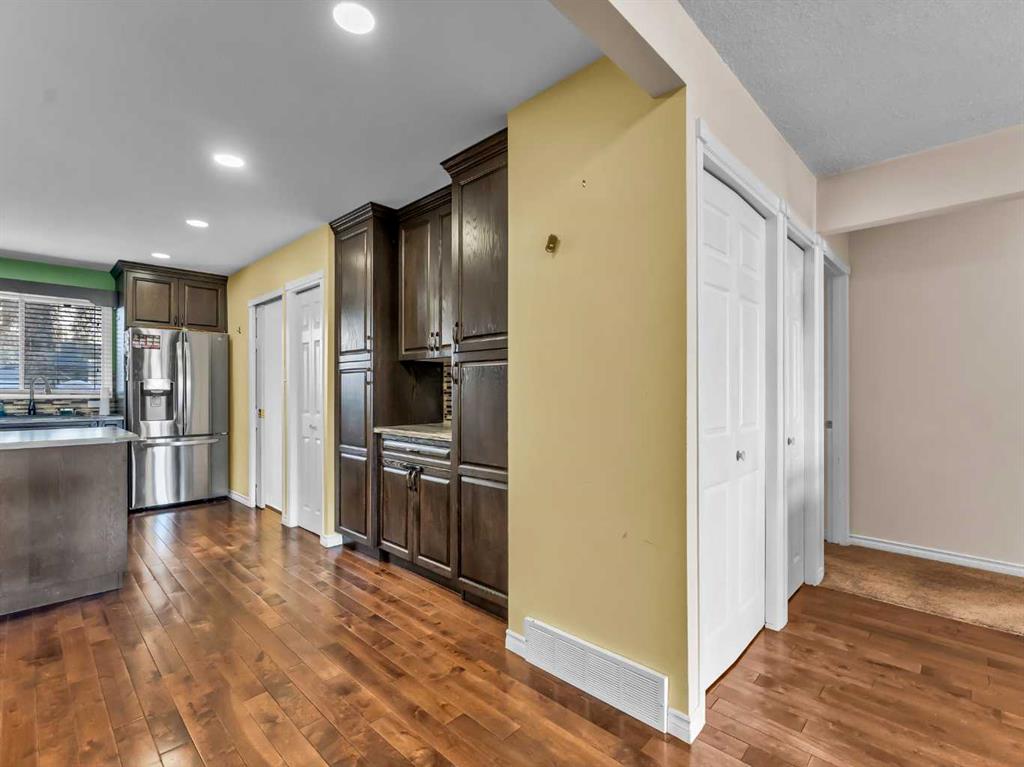 Picture for 86 Milne Place SE