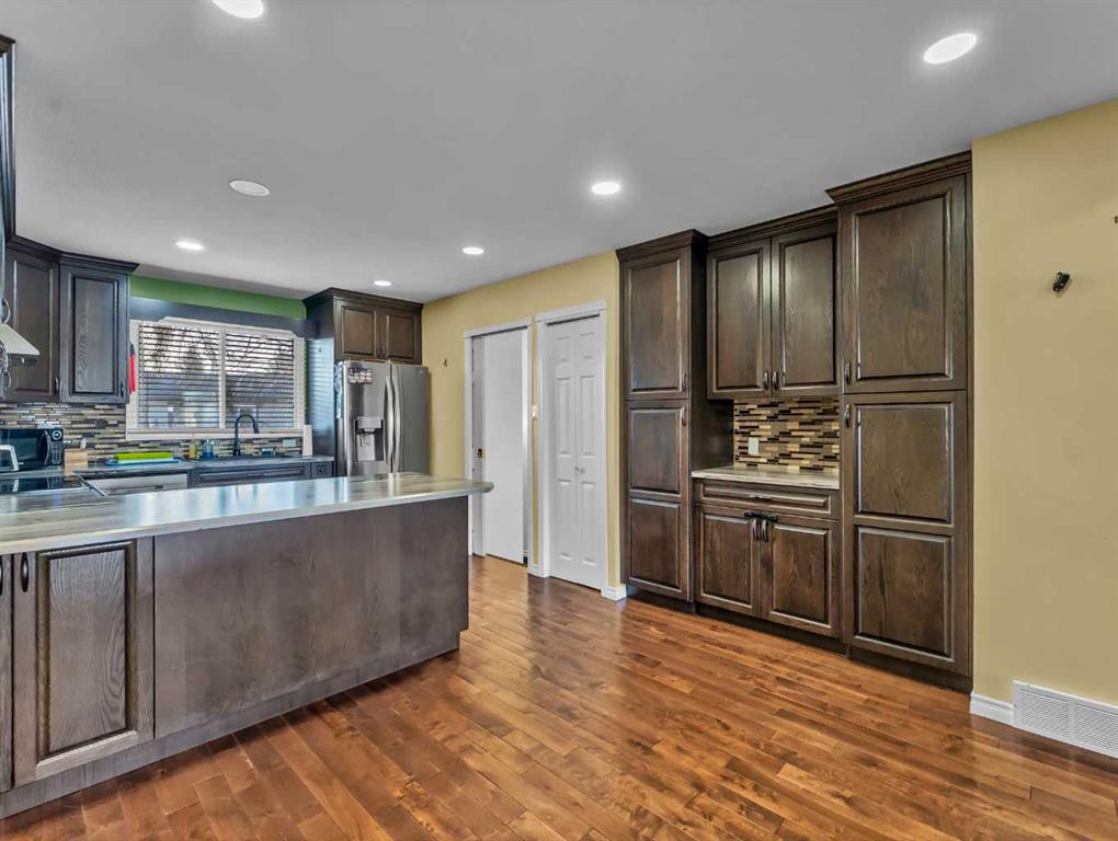 Picture for 86 Milne Place SE