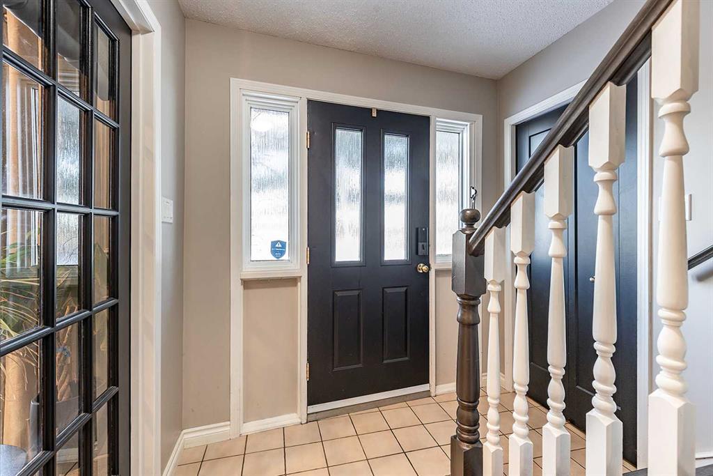 Picture for 1168 16 Street NE