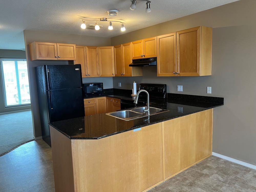 Picture for 178 Northlands Pointe NE