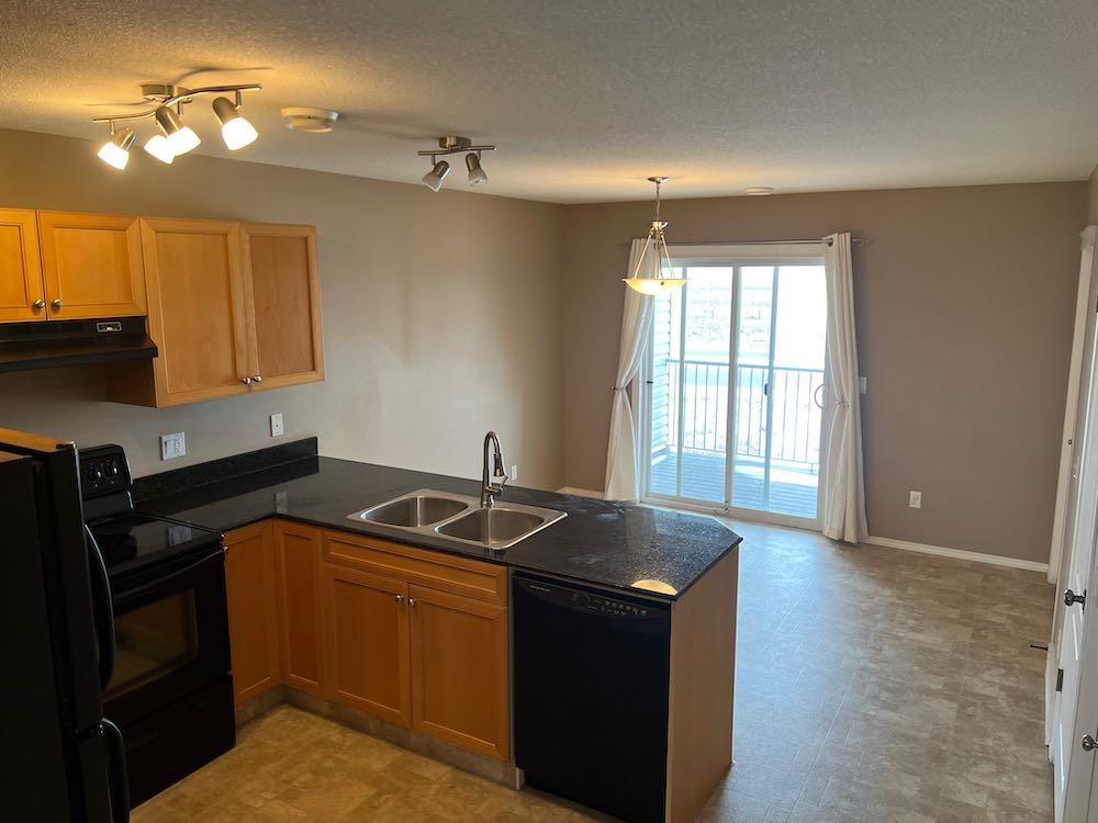 Picture for 178 Northlands Pointe NE