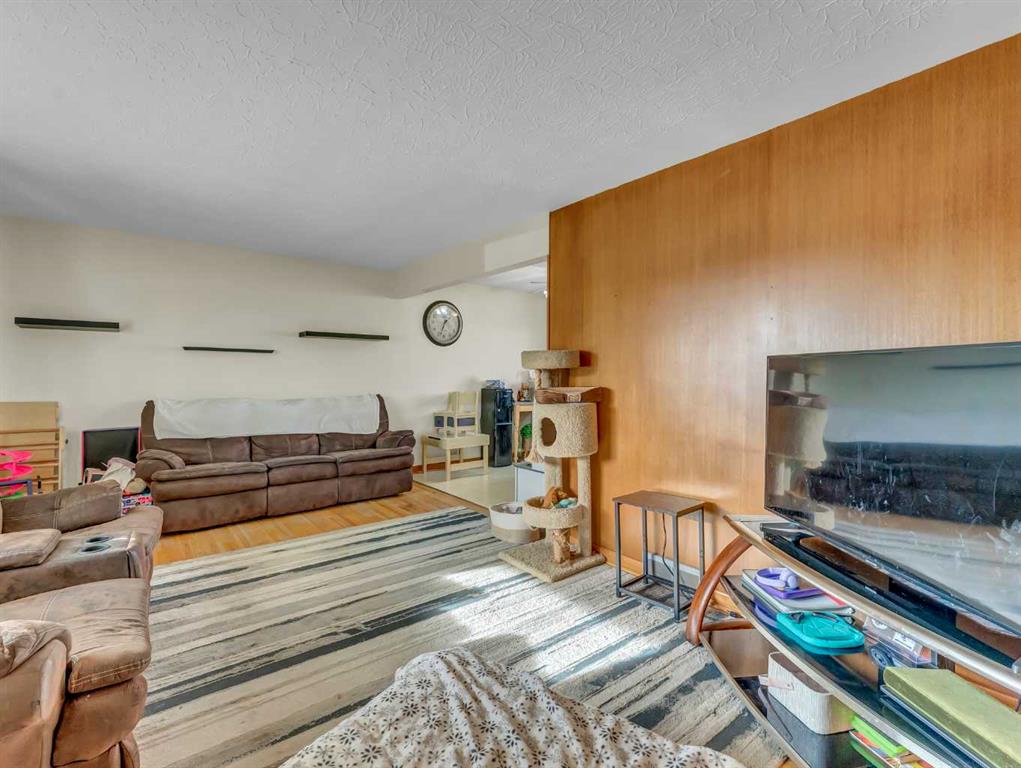 Picture for 18 7 Street NW