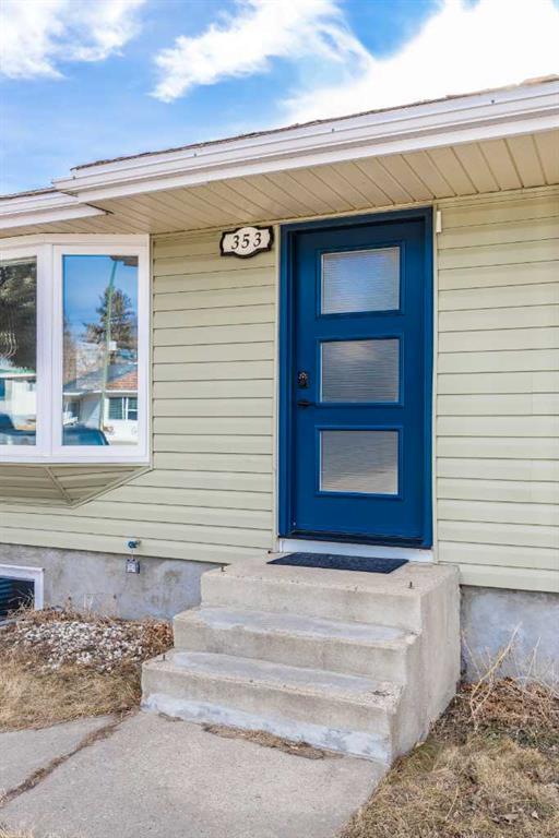 Picture for 353 12 Street SW