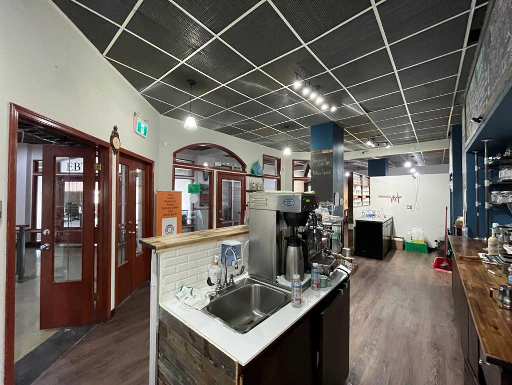 Picture for 104, 579 3 Street SE