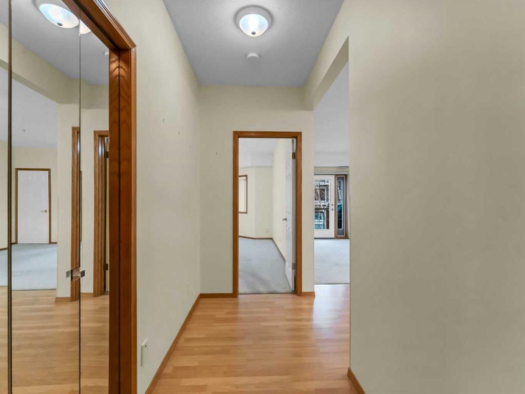 Picture for 246, 278 Park Meadows Drive SE