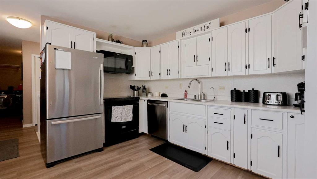 Picture for 506 2 Street W