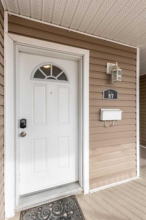 Picture for 37 Northlands Lane NE