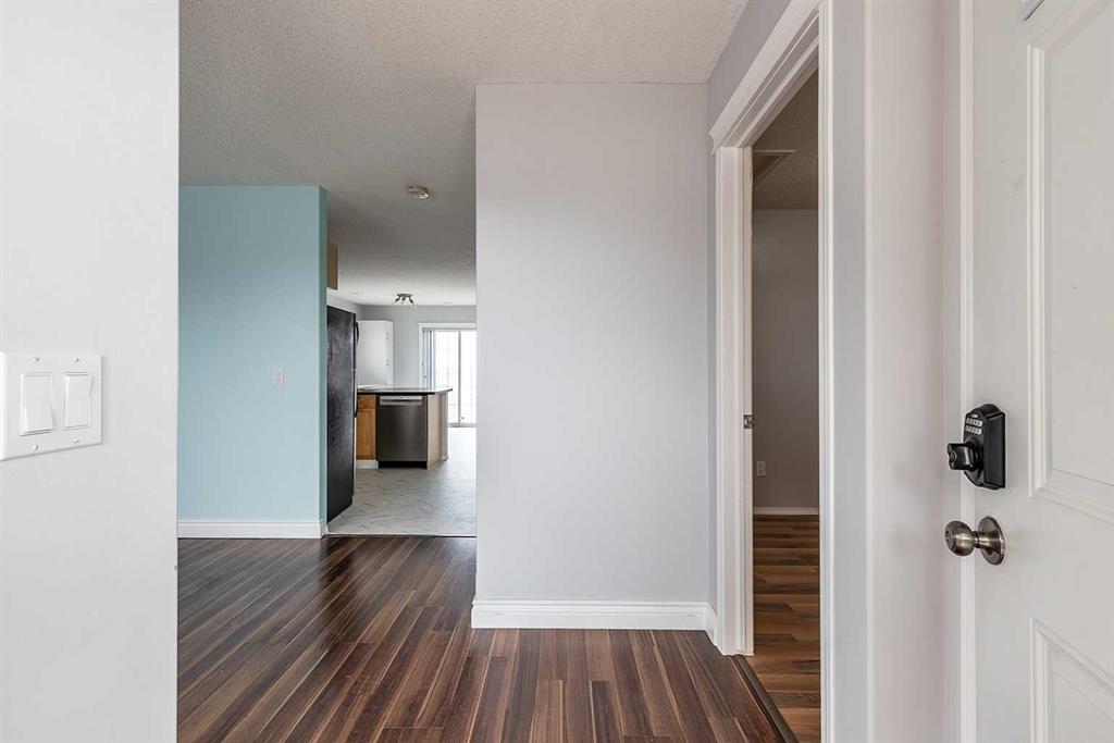 Picture for 37 Northlands Lane NE