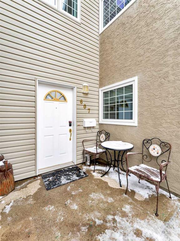 Picture for 607, 221 Cameron Road SE