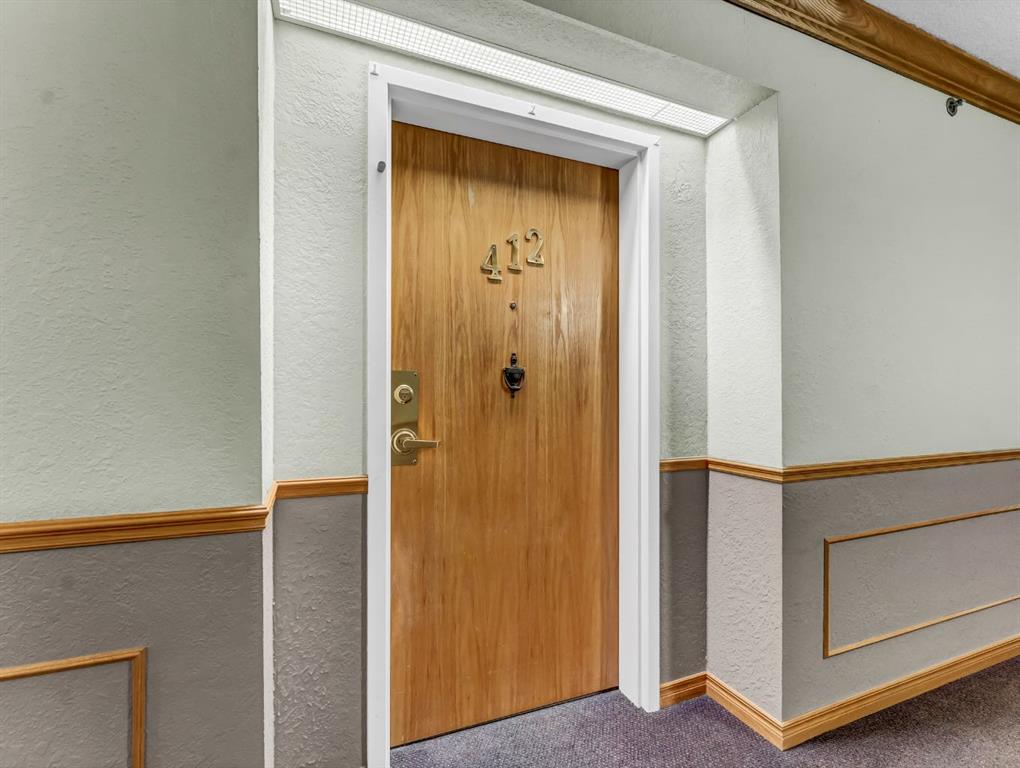 Picture for 412, 1535 Southview Drive SE