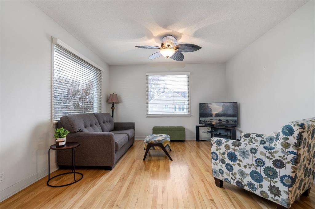 Picture for 489 10 Street SE