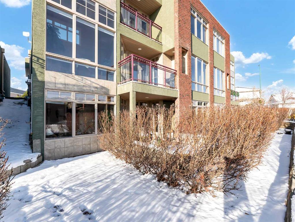 Picture for 6 Palisades Way NE