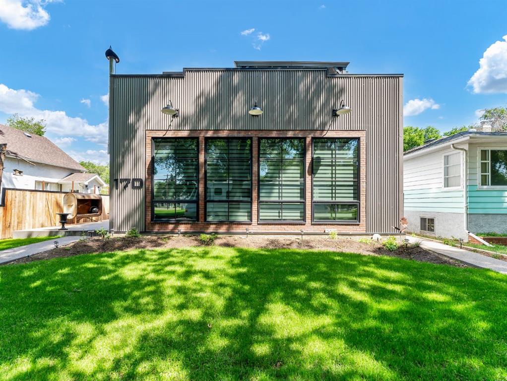 Picture for 170 2 Street NW