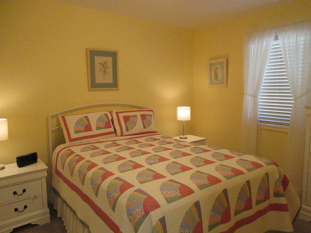 Picture for 122 Chartwell Place SE