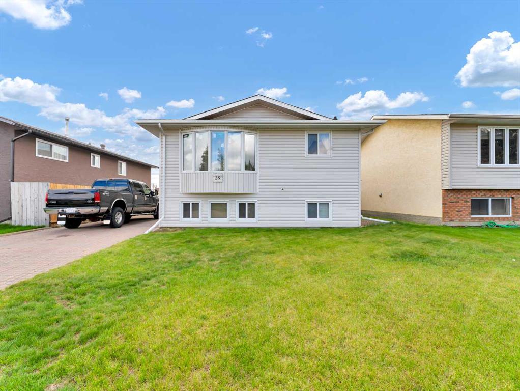 Picture for 39 Rae Crescent SE