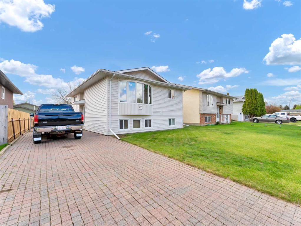 Picture for 39 Rae Crescent SE
